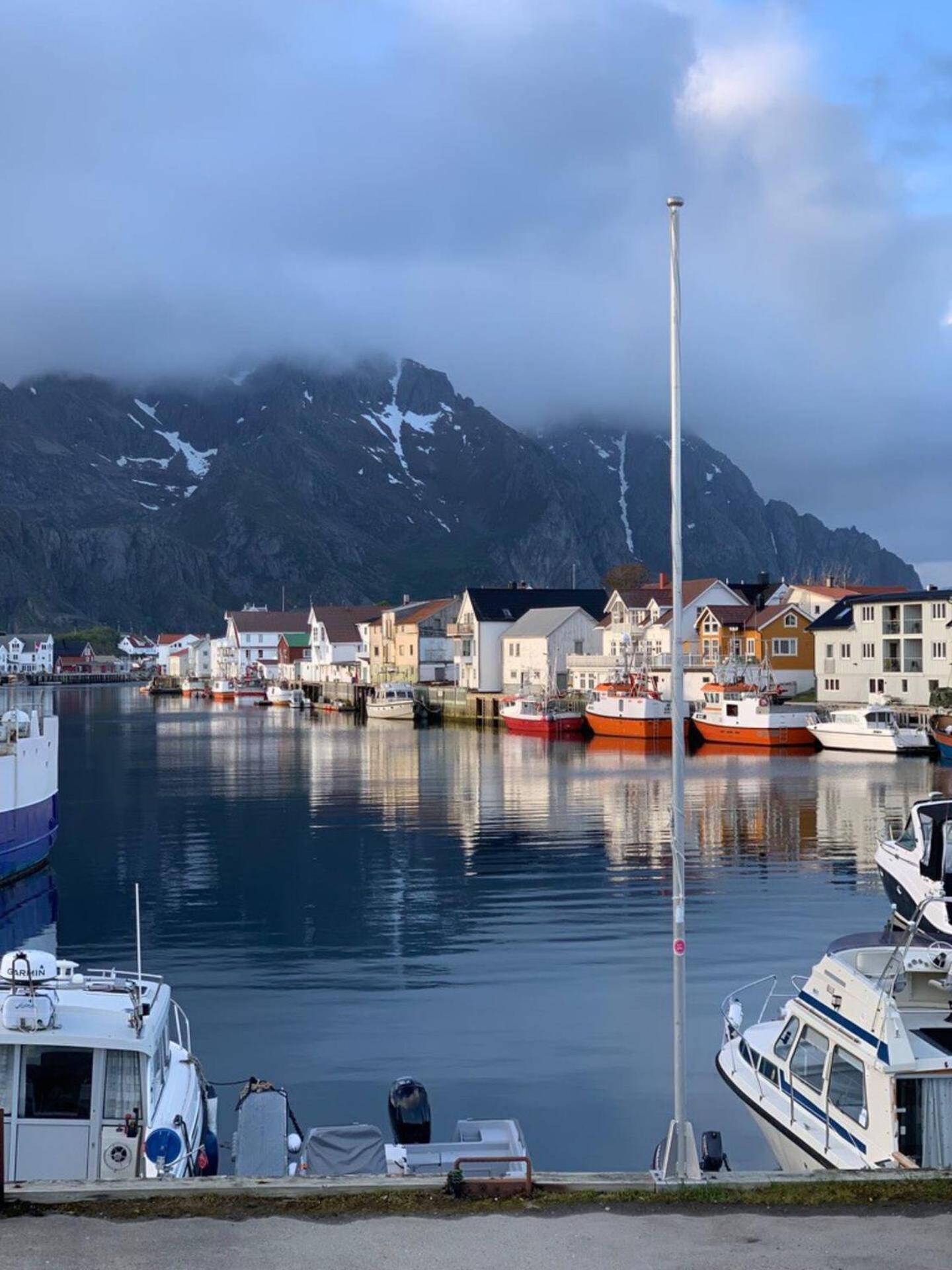Stor Moderne Leilighet I Henningsvaer, 70 Kvm ภายนอก รูปภาพ